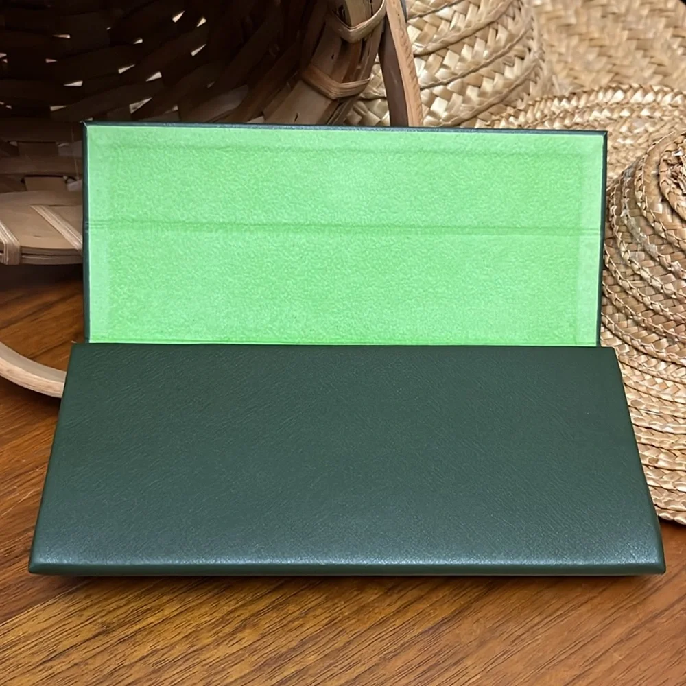 Longchamp Green‎ Leather Eyeglasses Sunglasses Holder